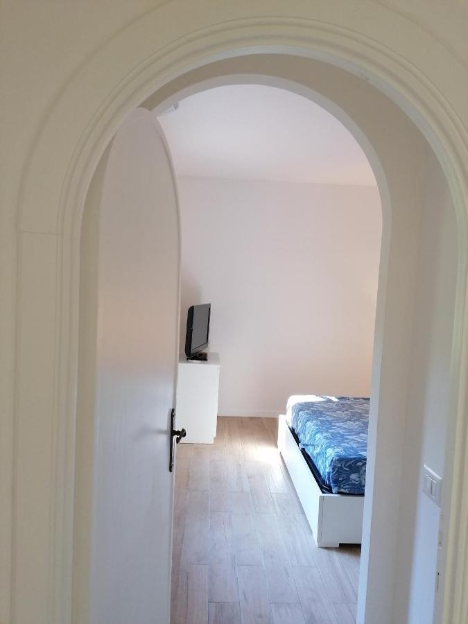 Panoramica Flat Apartment Порто Санто Стефано Екстериор снимка
